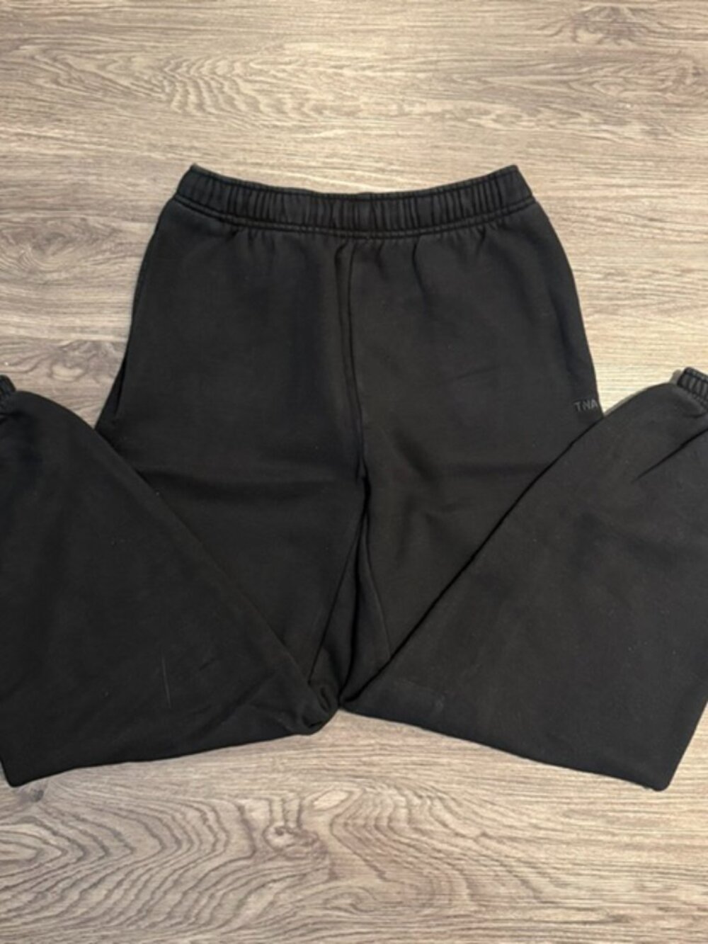 ARITZIA-TNA SWEATFLEECE HOODIE